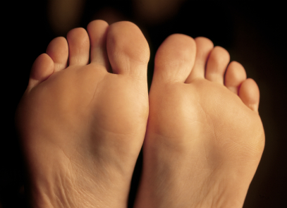 Dr. Ronald Werter provides laser toenail fungus treaments, foot and ankle surgery, and diabetic foot care, 
as well as treatment for diabetic foot ulcers, bunions, hammertoes, and heel pain. 